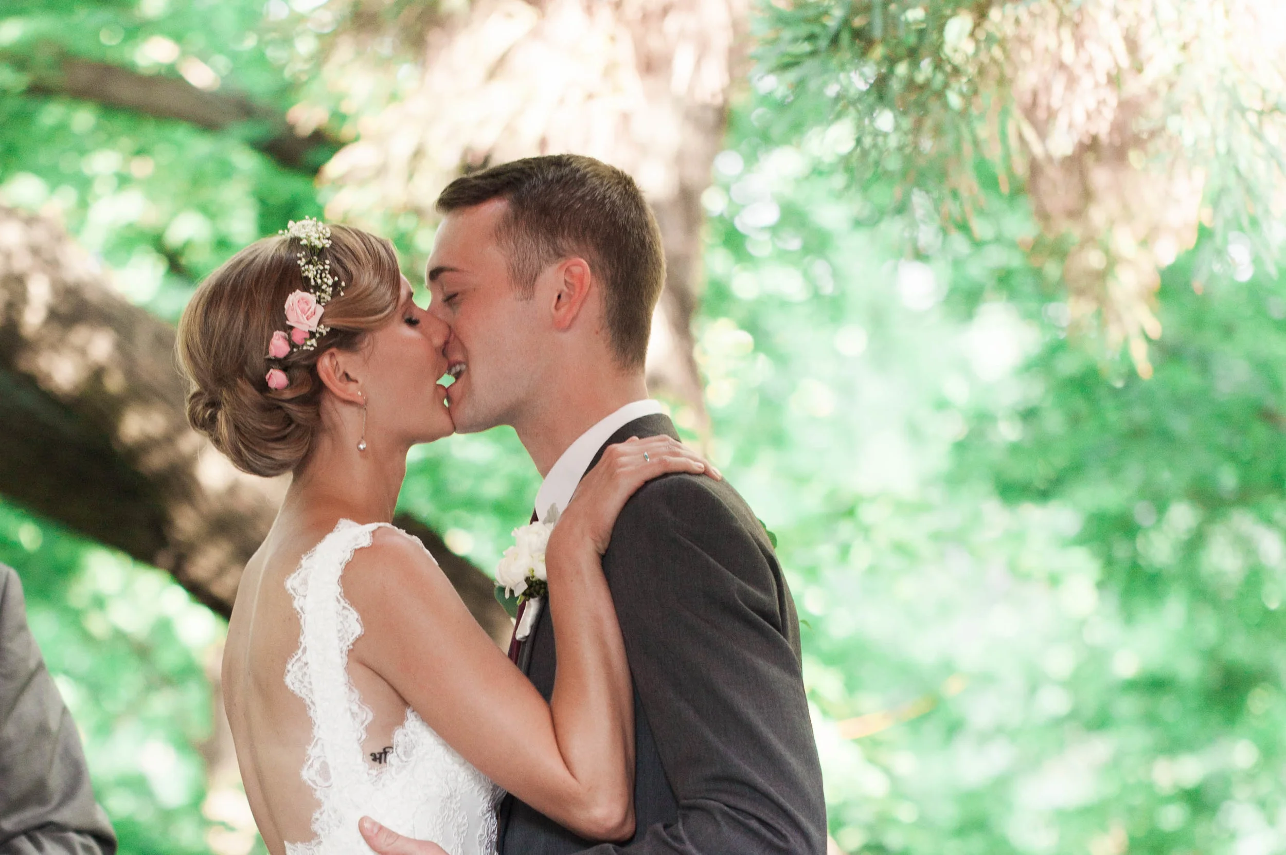 botanical gardens- liz and addision- fort worth wedding photographer-31.jpg