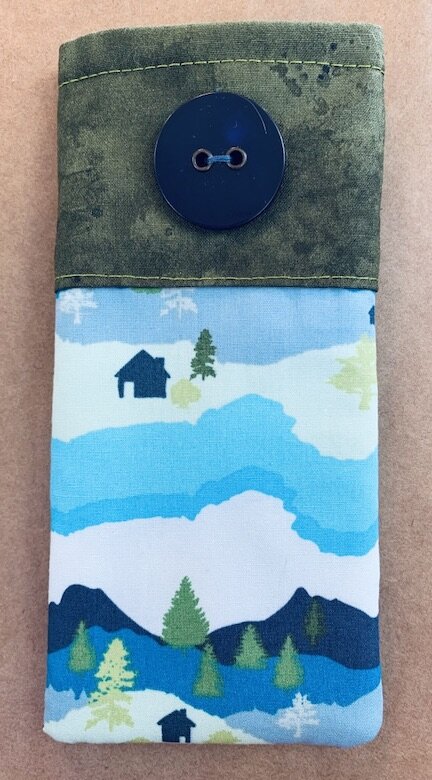 Mountain Cabin Glasses Case