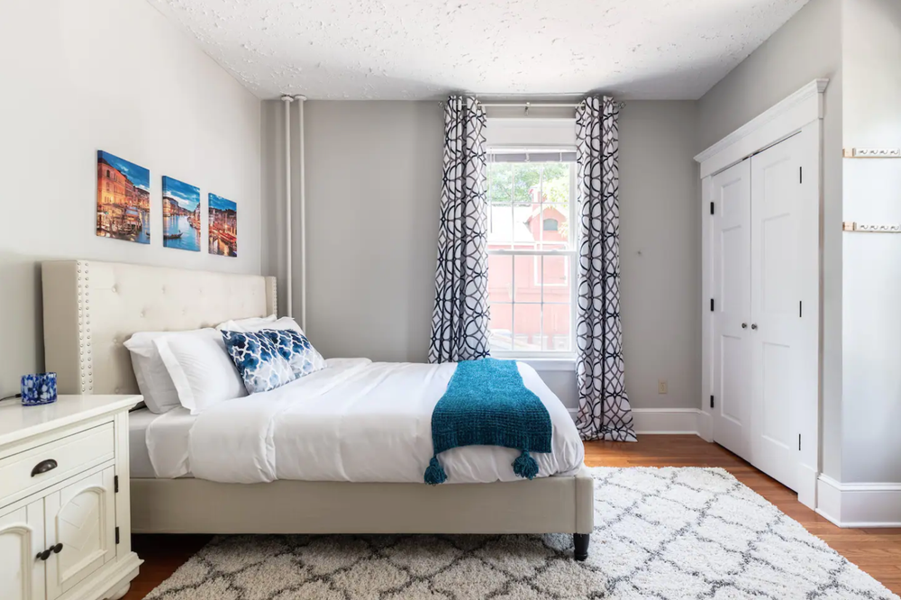 Perfect Airbnb Bedroom, Craigslist San Diego Queen Bed Frame With Headboard