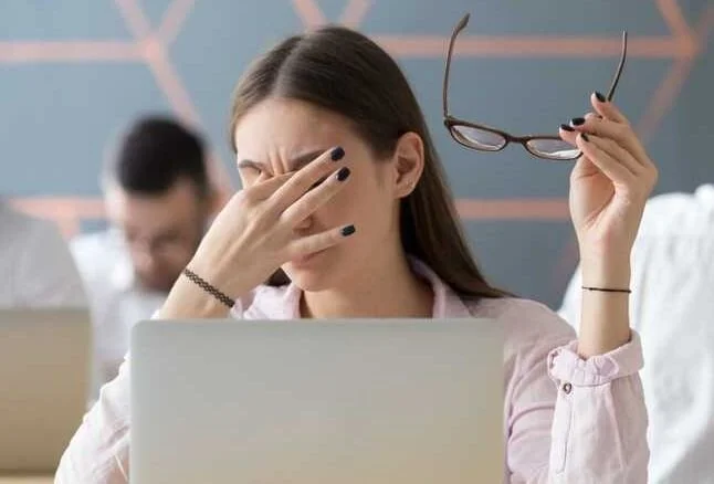Nasveti za utrujene oči pri uporabi računalnika