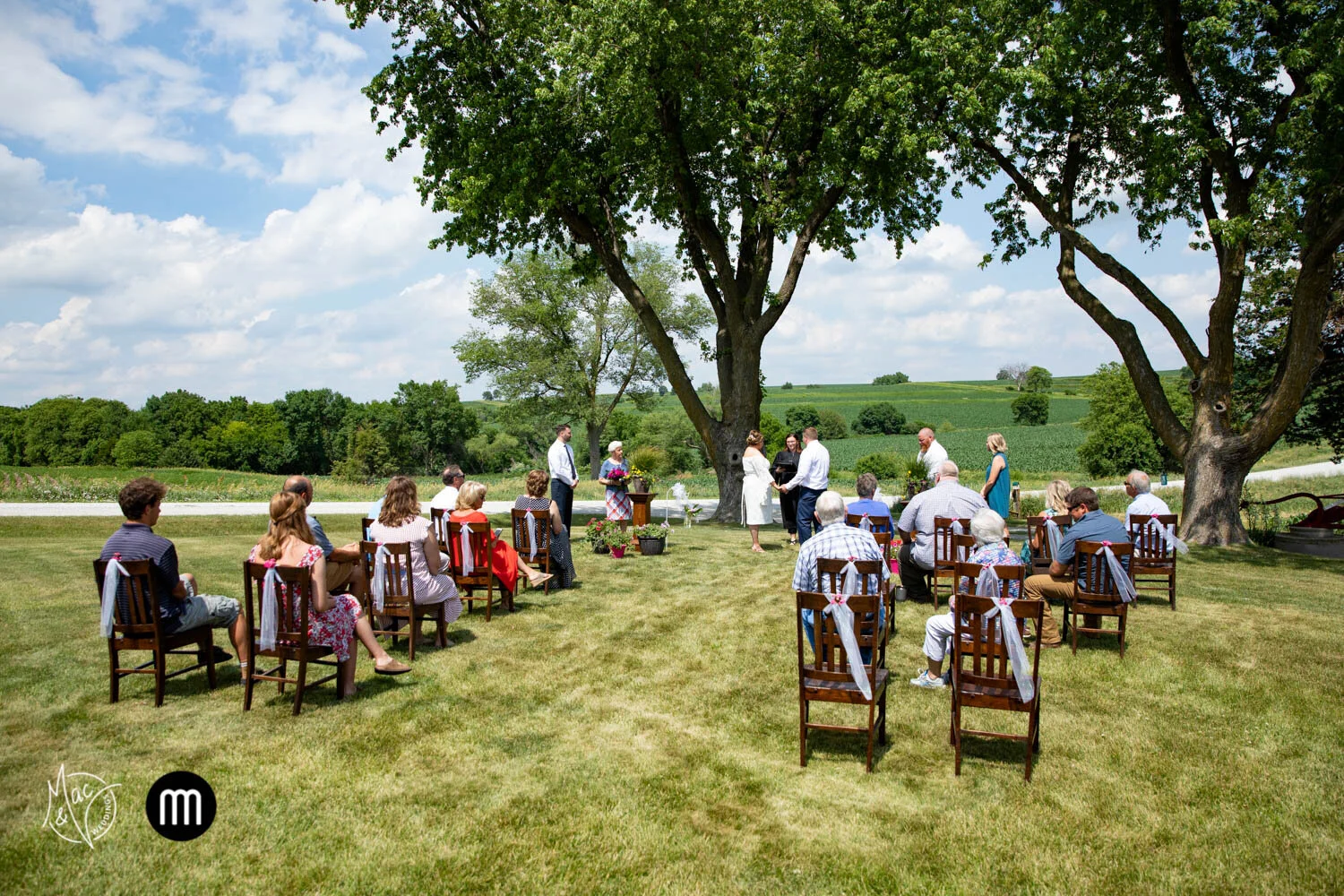 backyardwedding-22.jpg
