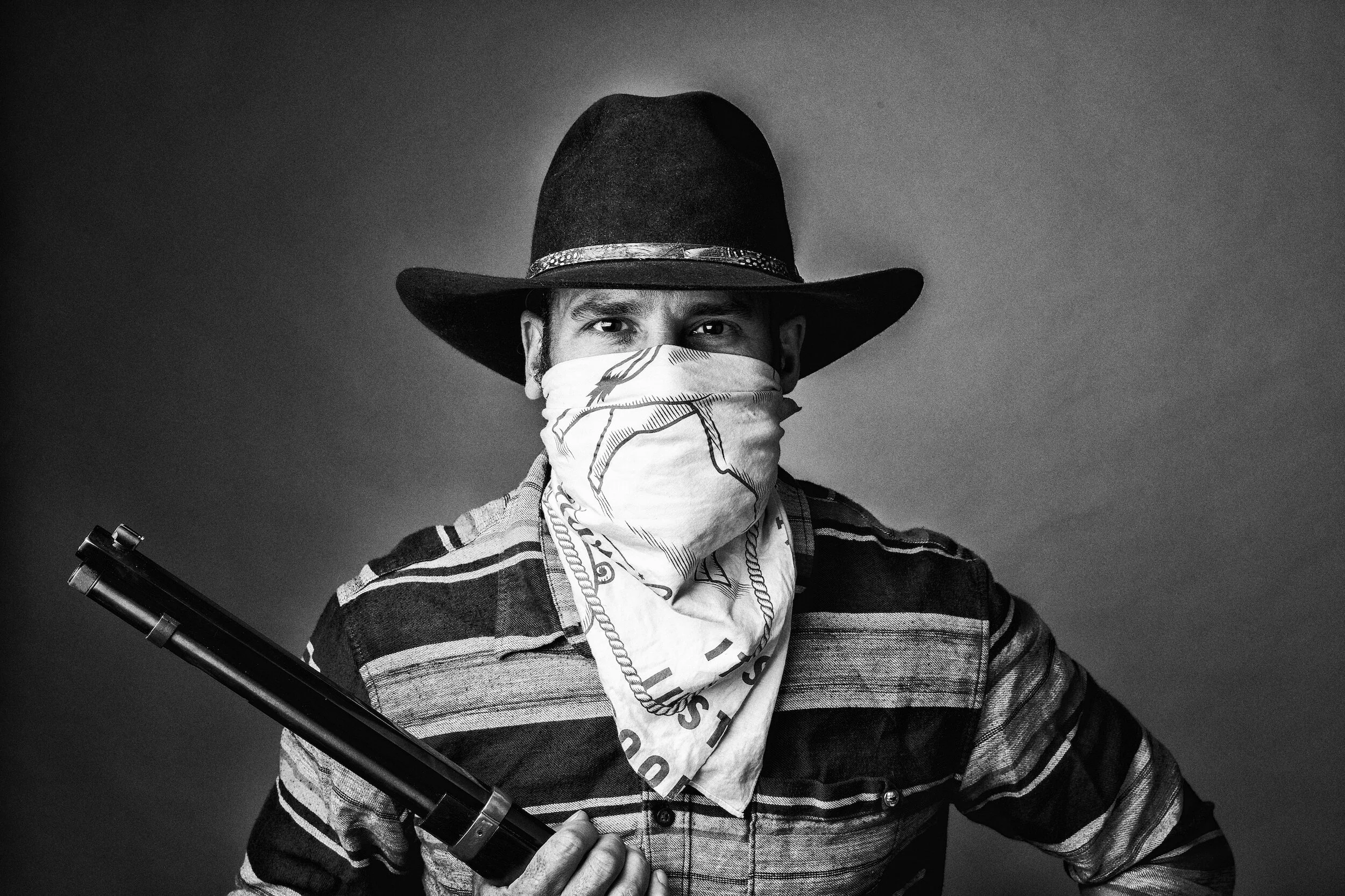 Outlaw-13.jpg