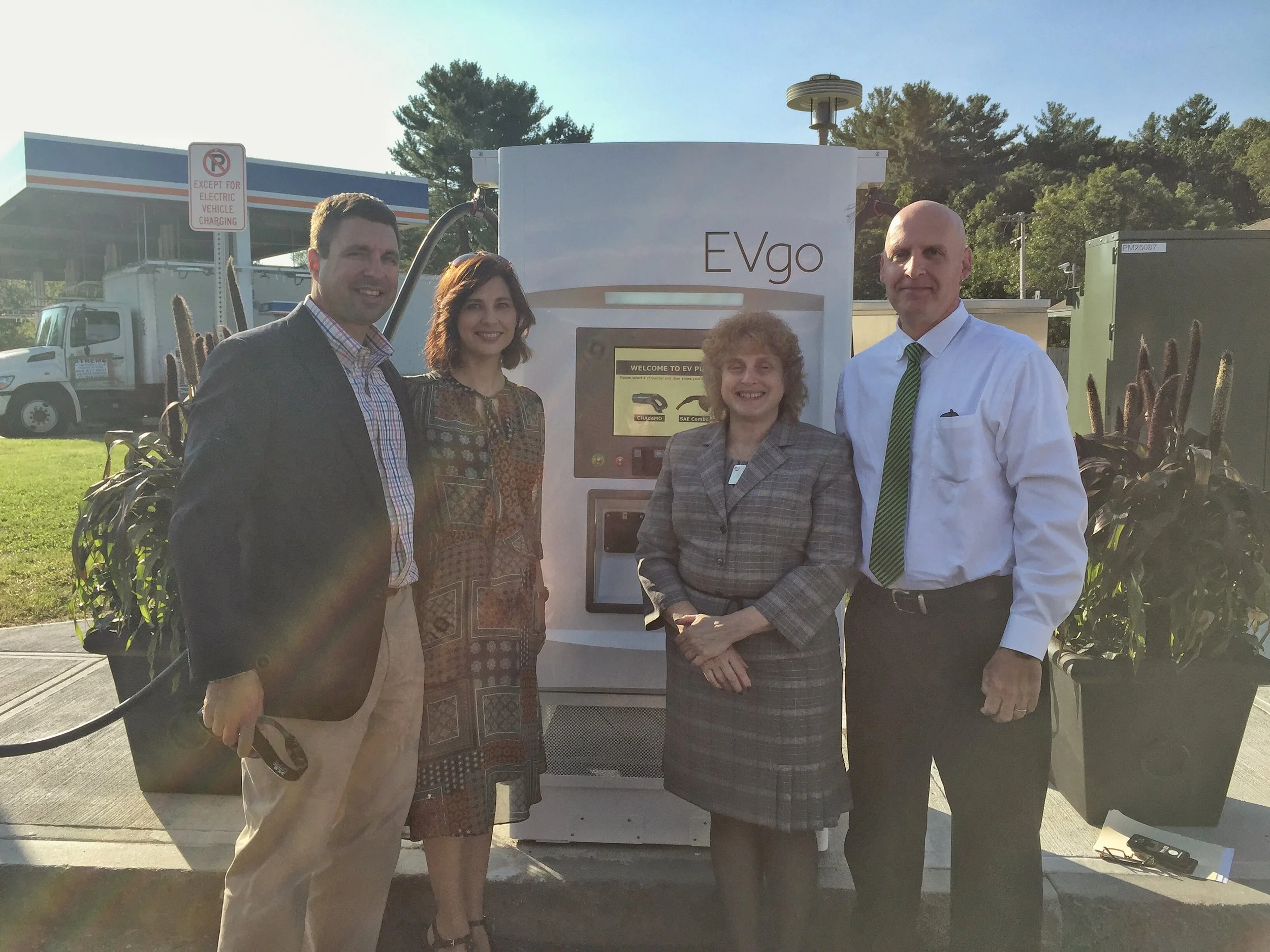 Voltrek & MassDOT Celebrated Electric Drive Week at Natick Service Plaza