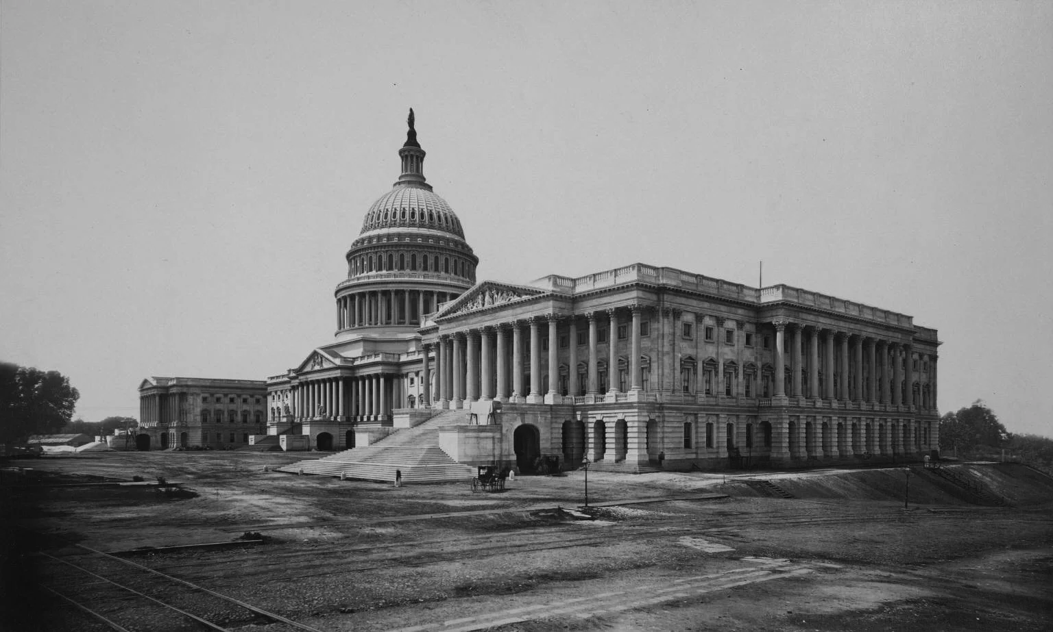 Cities Support Immigrants as Congress Refuses to Act