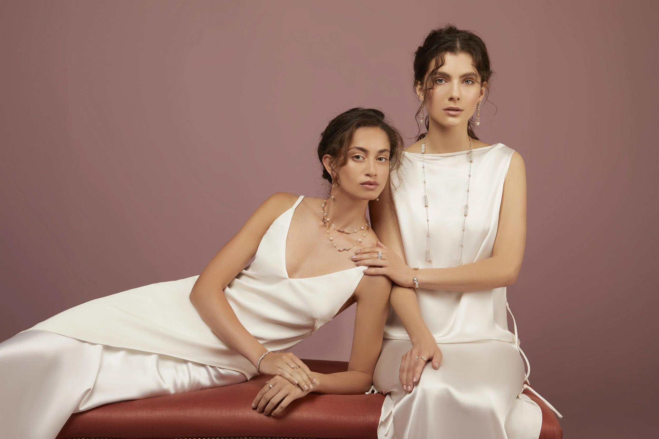 The O jewellery model campaign7060-2.jpg