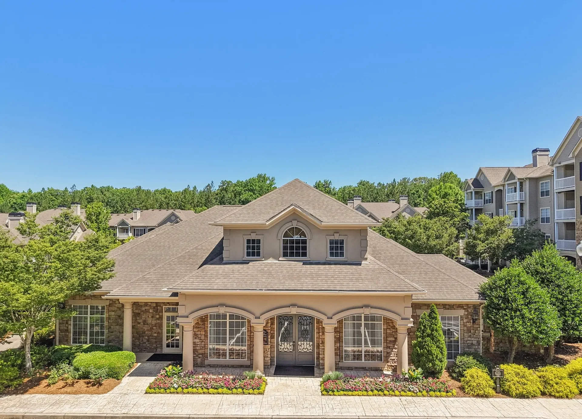 68-web-or-mls-wesley stonecrest cir-2305-926.webp