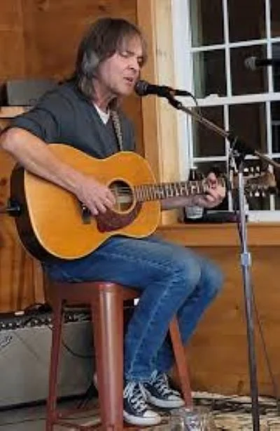 Tom Stamp resized.jpg