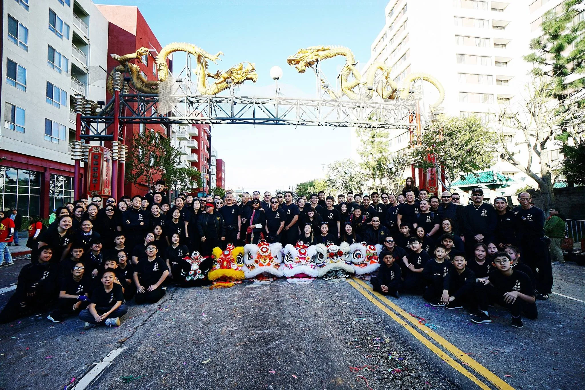 ParadeGroup01.jpg