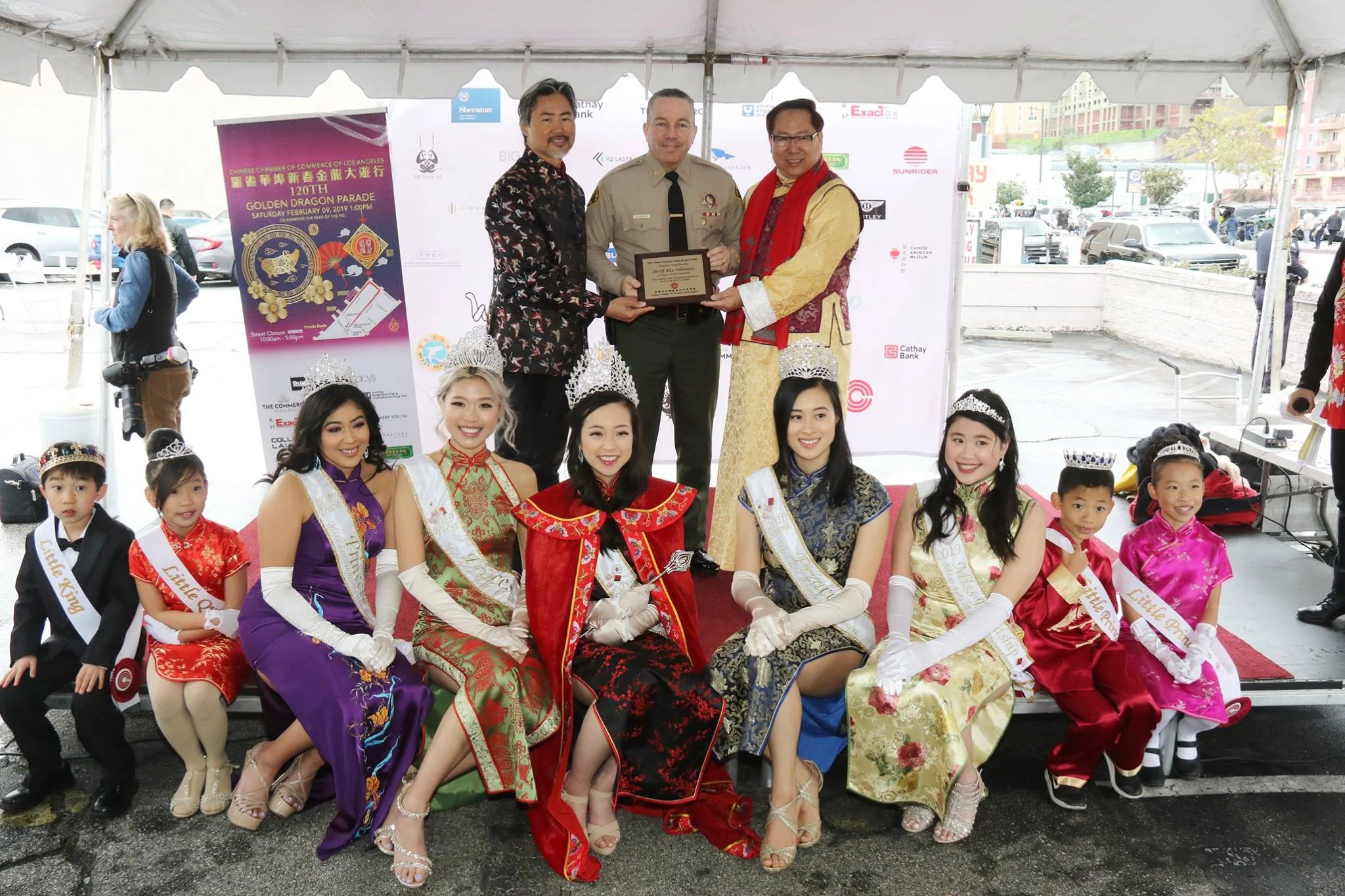 ParadeGroup08.jpg