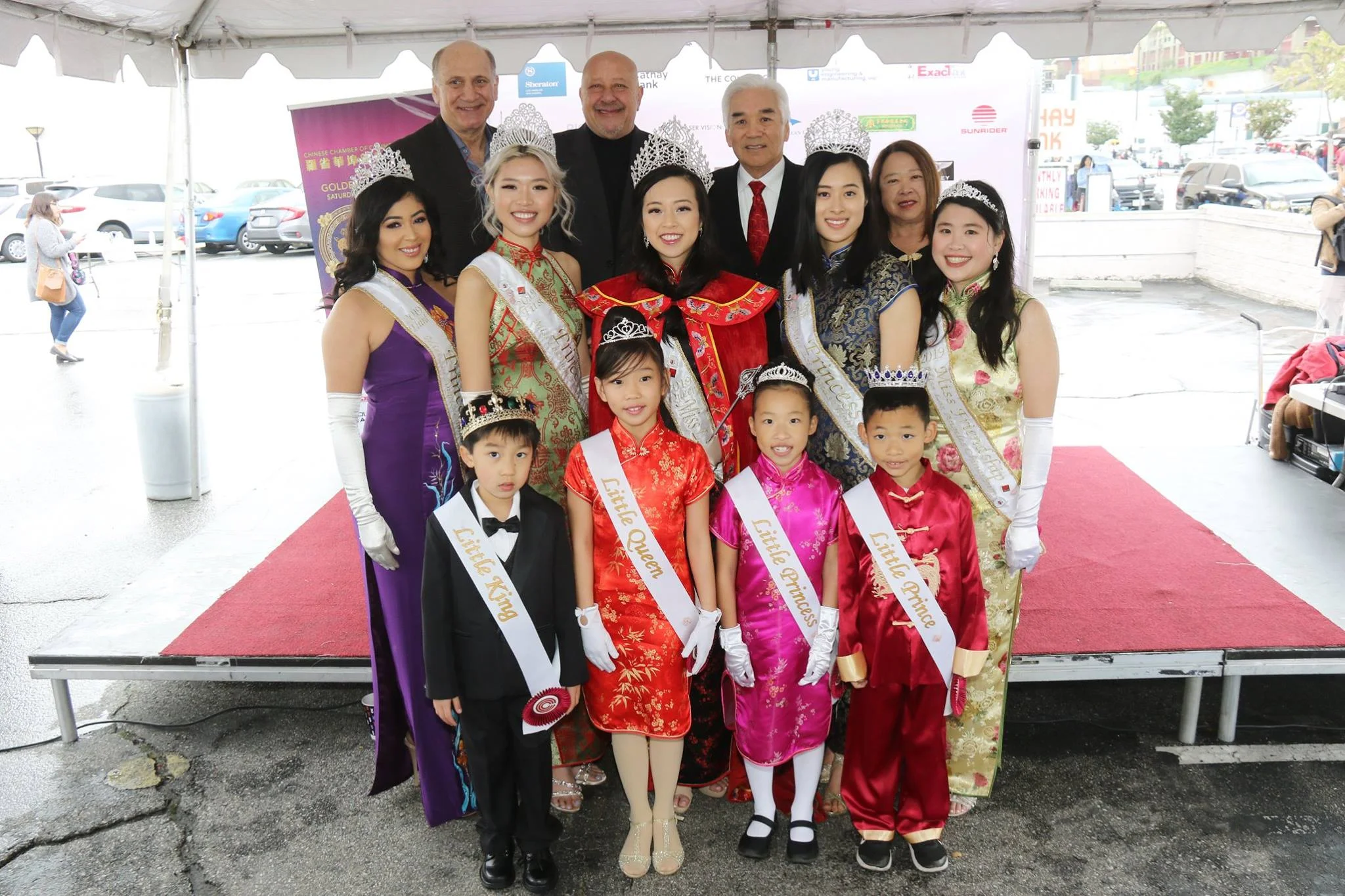 ParadeGroup07.jpg