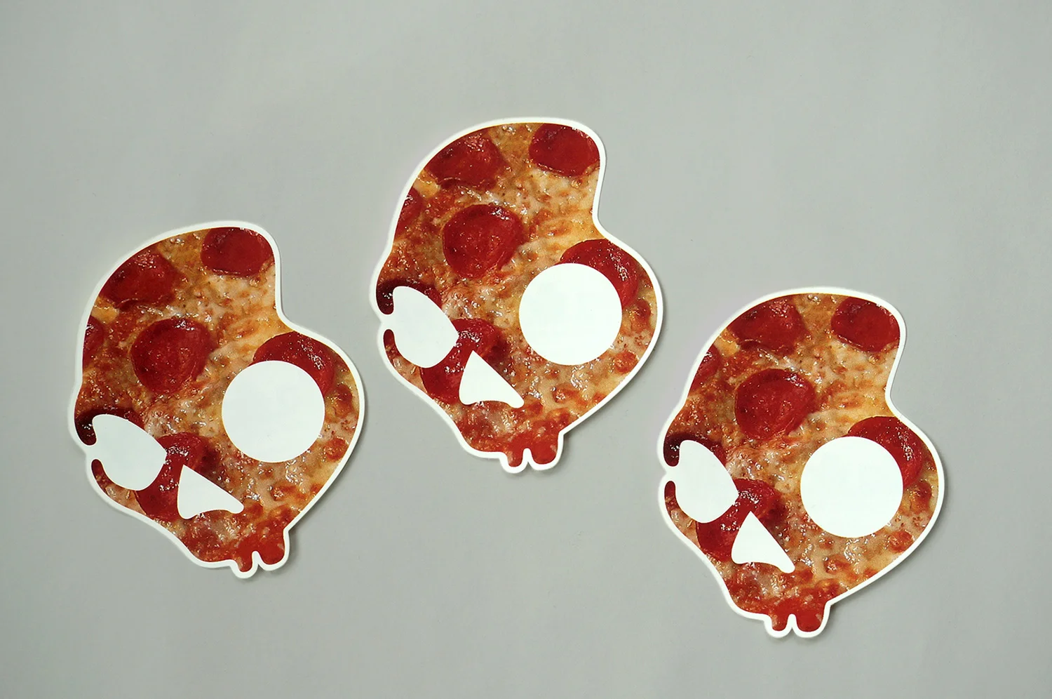 skull_pizza_sticker.jpg