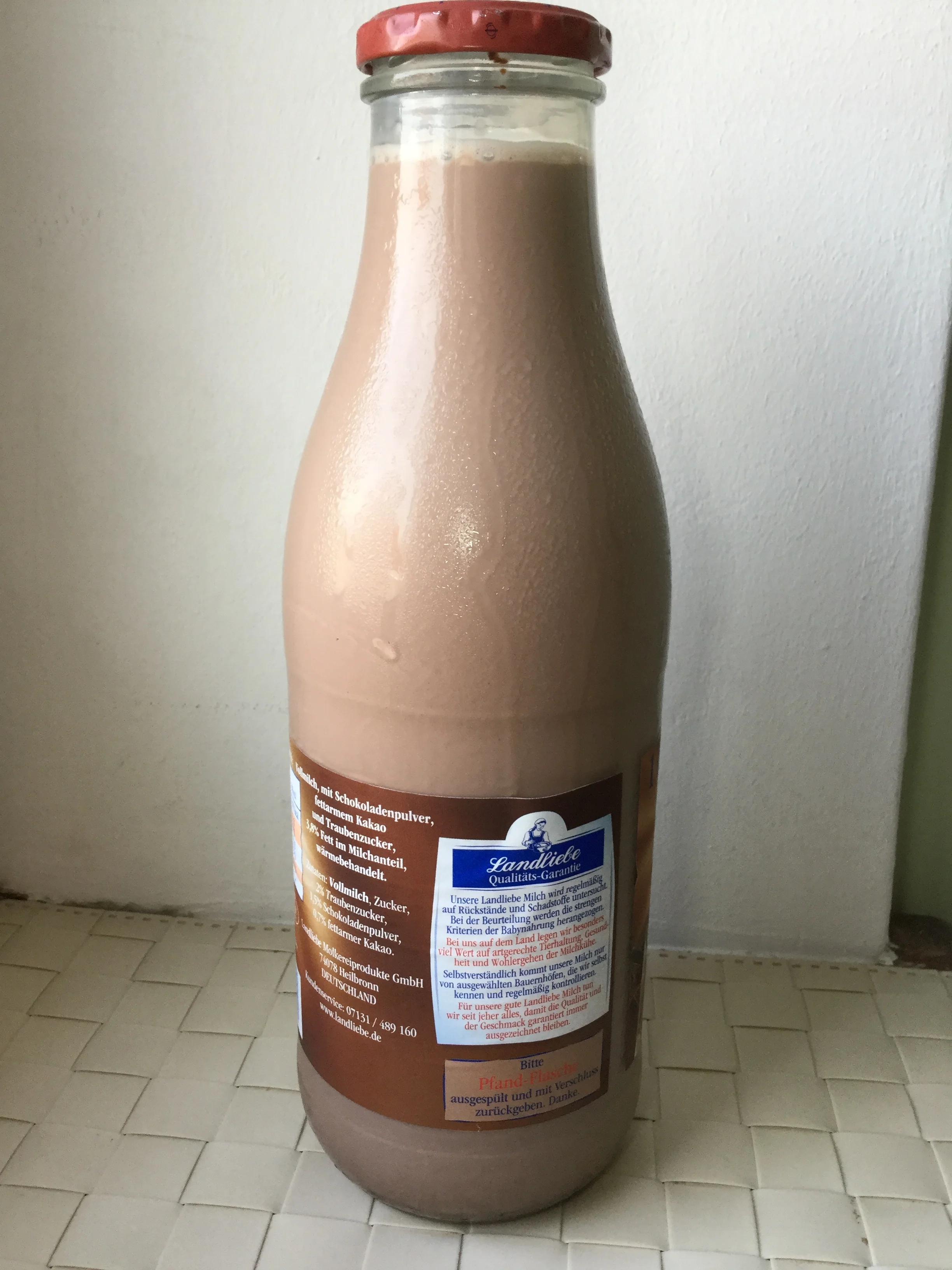 Landliebe Frische Kakao Milch Chocolate Milk Reviews landliebe-frische-kakao-milch-chocolate-milk-reviews