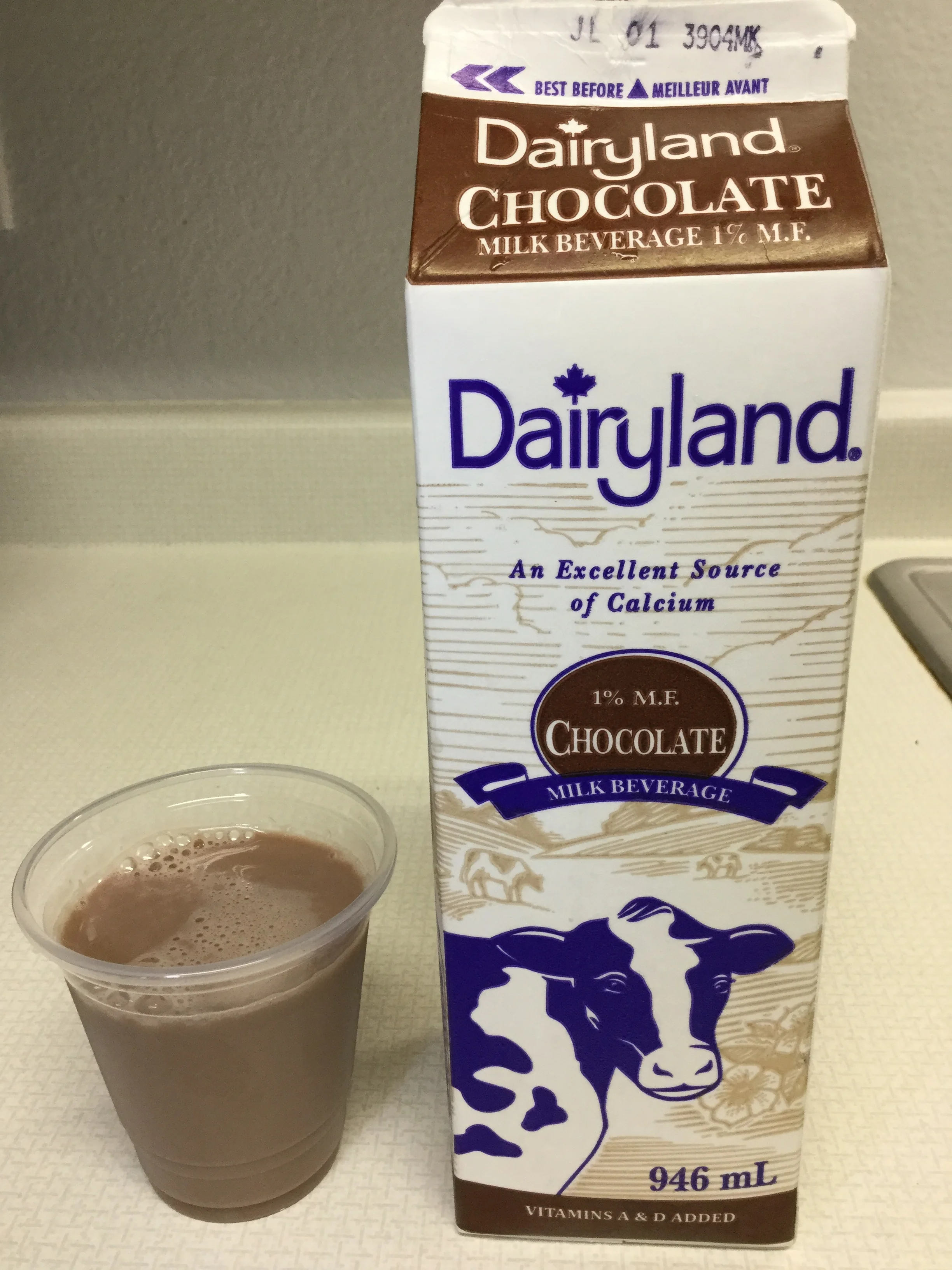 Dairyland Chocolate Milk Beverage (946mL carton) — Chocolate Milk Reviews