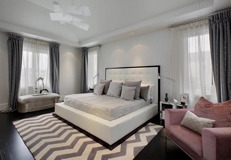 masterbedroom1_2715nlakewood.jpg