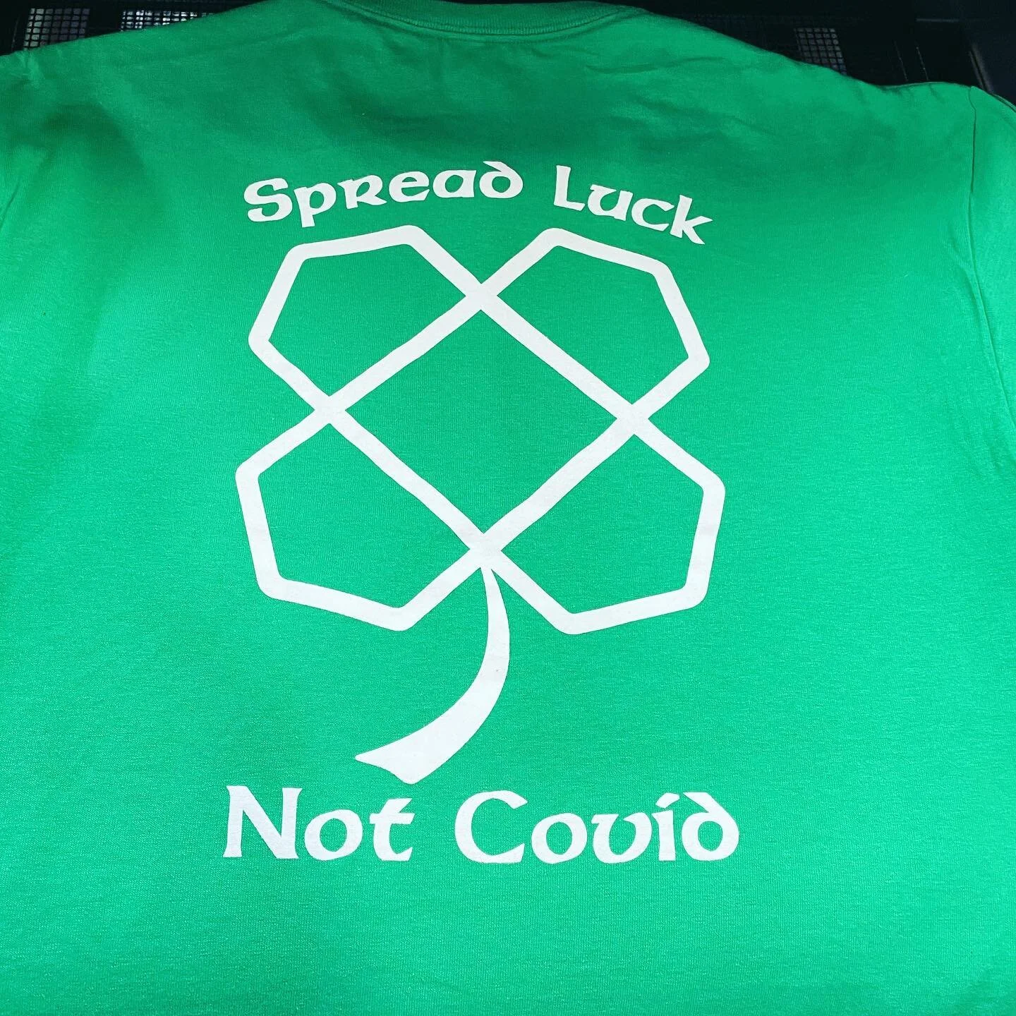Single color job for a Wayfair Distribution Center. We take jobs large and small. Our minimum order is 10 pieces. Contact us today!
#screenprinting #screenprinter #pittsburgh #customshirts #benchmarkshirts #apparel #instagram