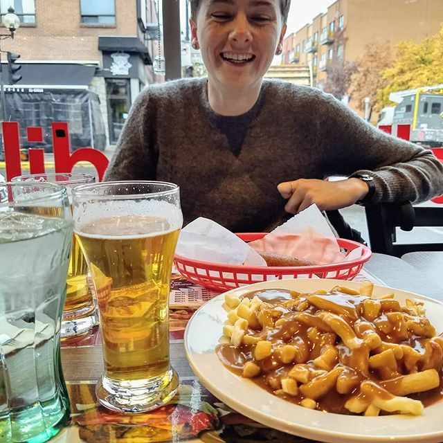 Had a long layover in Montreal and was able to squeeze in a quick visit to an old friend, poutine of course, street art, and a tiny toilet

#montreal #montrealfood #streetart #toiletsoftheworld #wanderlust