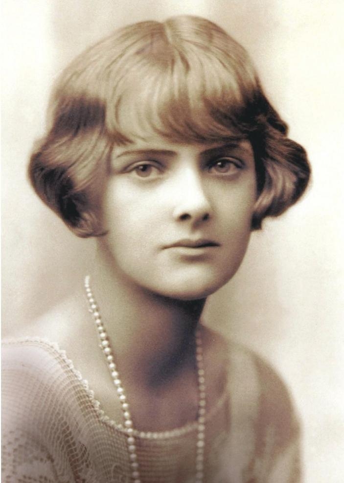 daphne_du_maurier_new_4a.jpg
