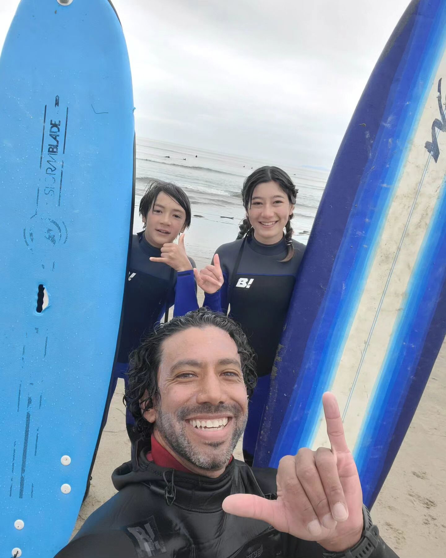 Spent 5 of the last 7 days instructing these two and boy did they catch on quickly! Claire and Sebastian went from riding 9' and 8' boards respectively, to graduating to 8' and 7' boards for their last 2 of their 5 lessons! Way to go, you two! See yo