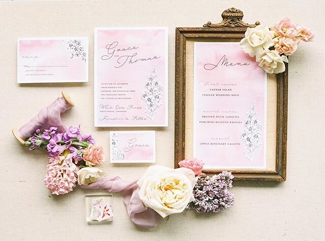 Watercolor wash + Ink florals ✨ #chicandsimple #watercolorwashinvitation #watercolorwash #flatlay 📸 by @carolynn_seibert