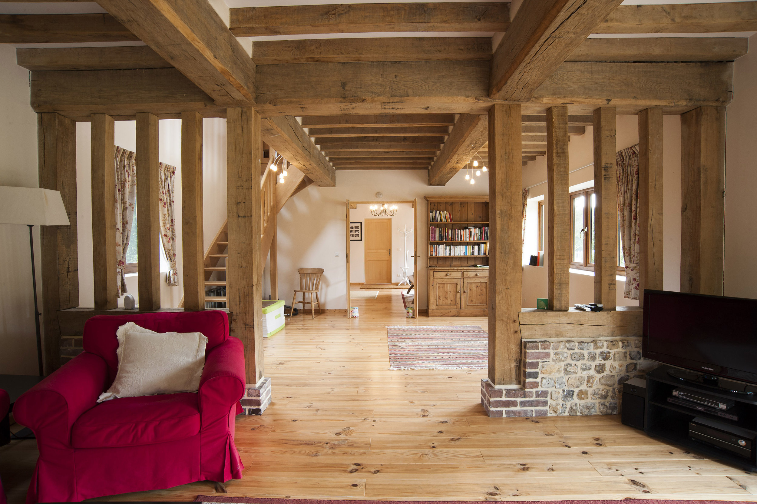 livingroom5564.jpg