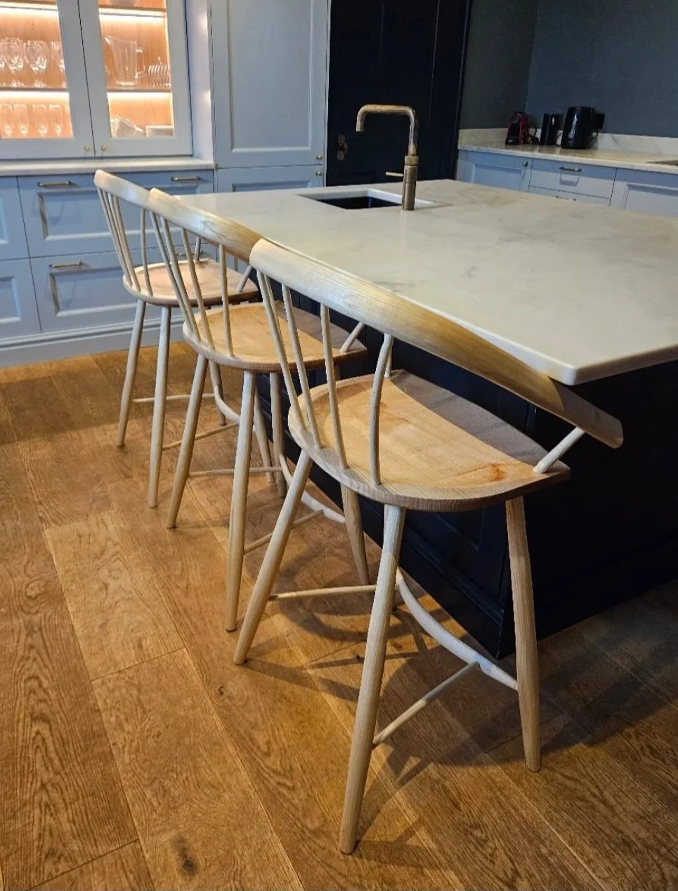 handmade+sustainable+salix+bar+stool+