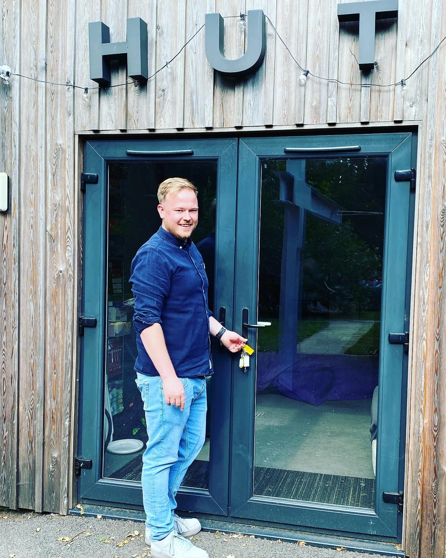 Welcome to the newest members of the Busbridge &amp;Hambledon staff team!  Ben Barnes is the new Director of Youth &amp; Children and Owen Morgan is an Assistant Caf&eacute; manager. Here they are getting straight to their ministries in the Hut and @