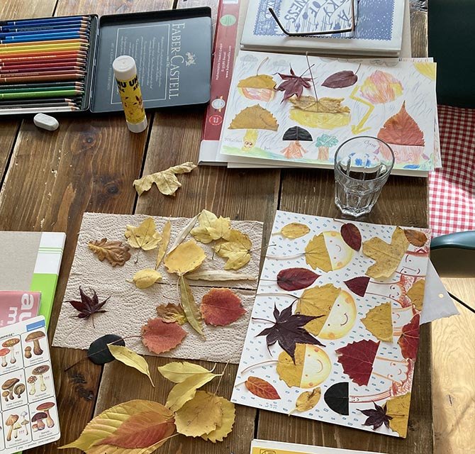 frauknopp-workshops-fuer-kinder-collage-mit-herbstlaub.jpeg