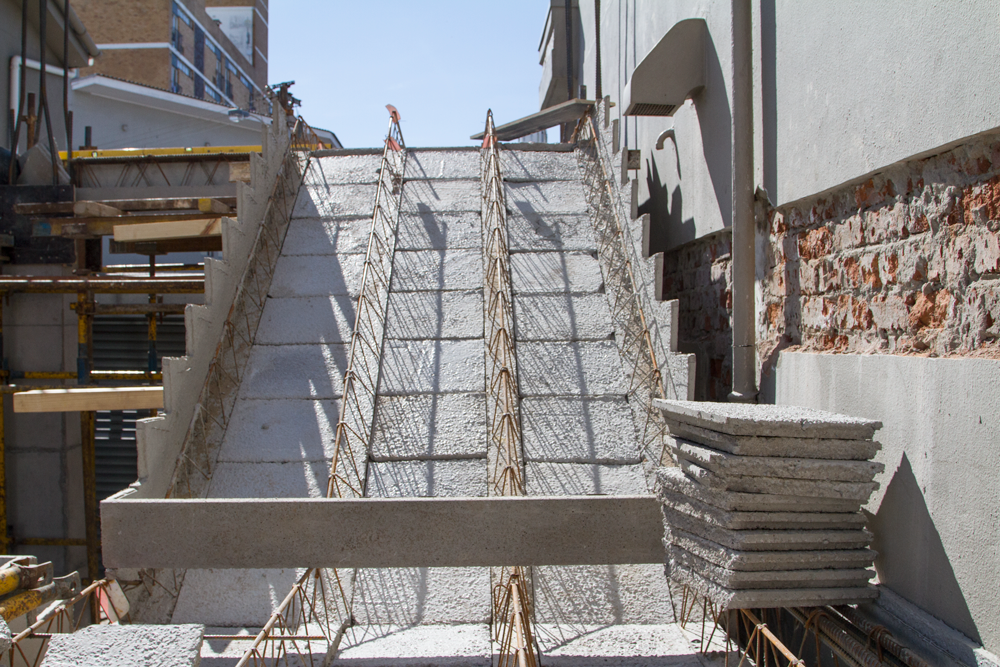 precast concrete staircase elements.png