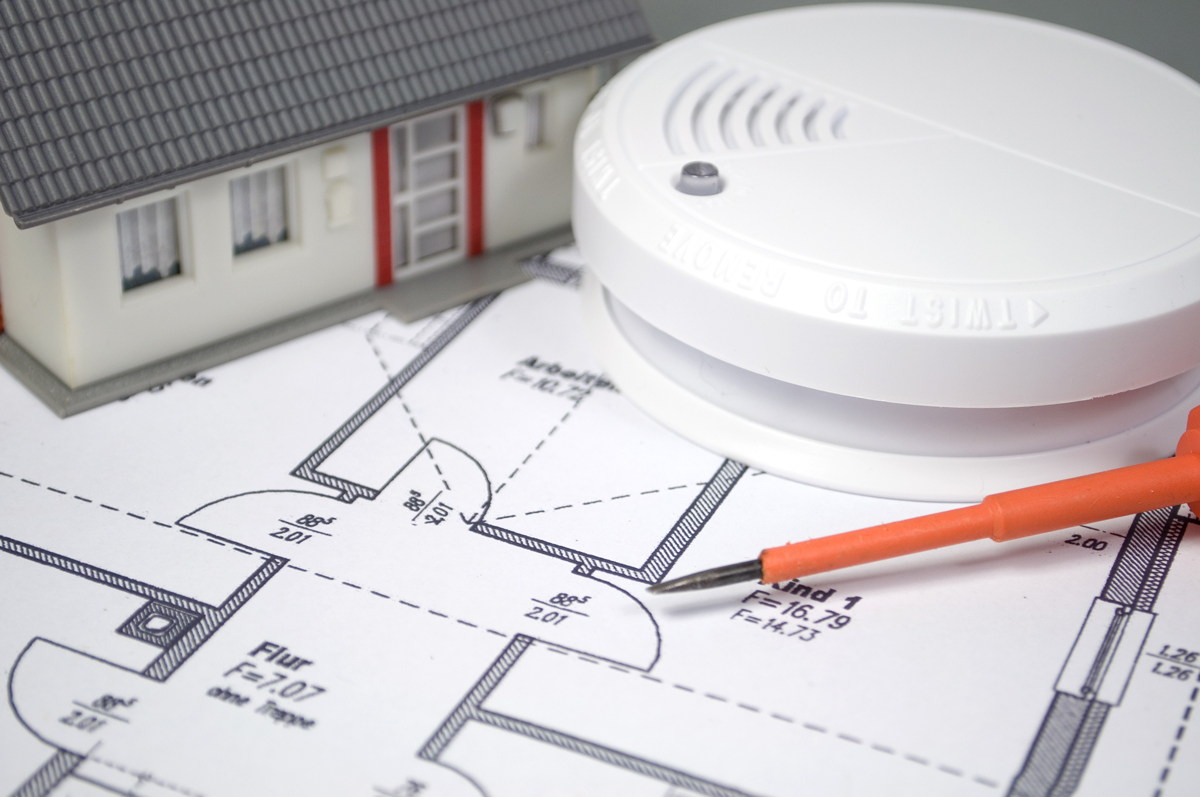 the-role-of-smoke-detectors-in-your-home-security.jpg