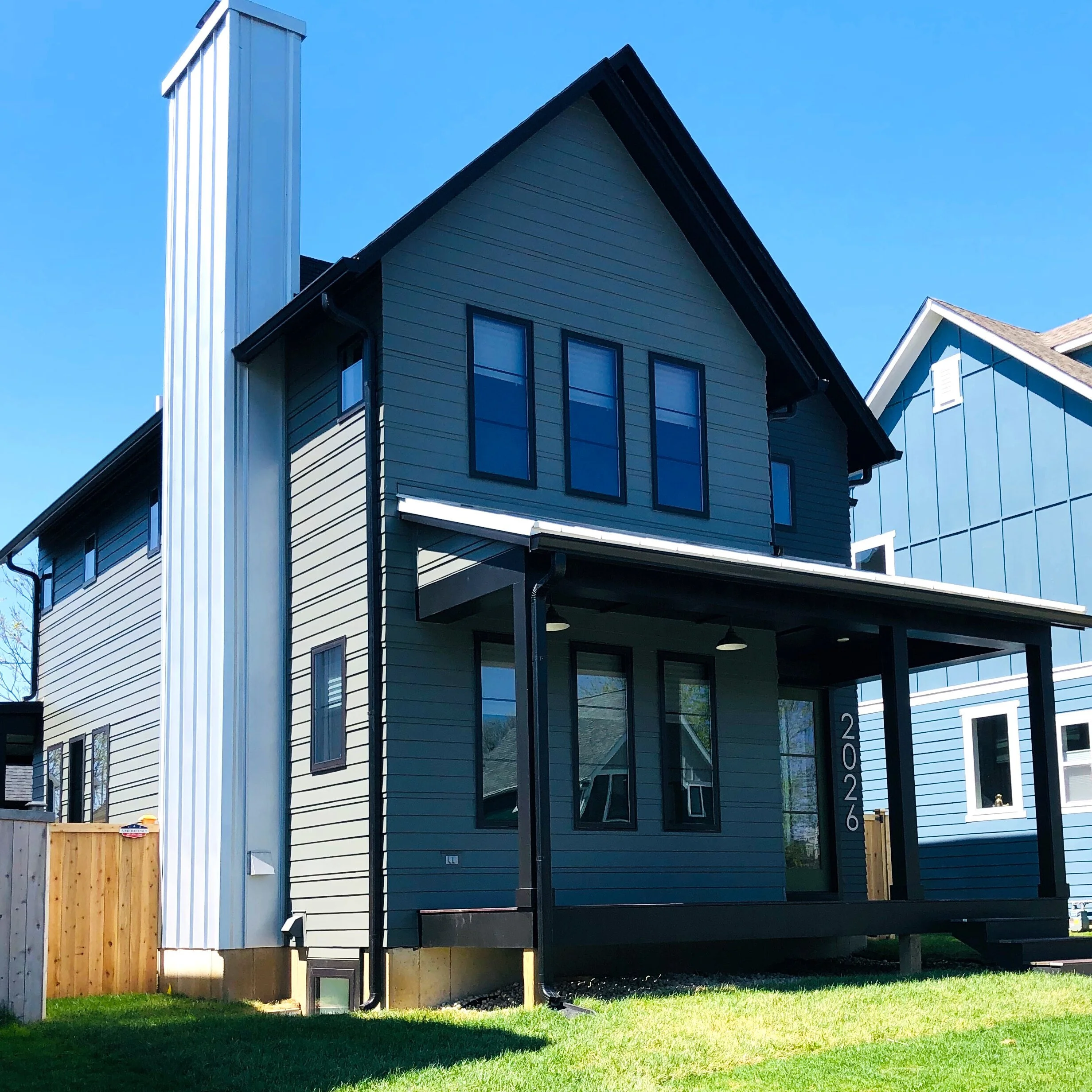 standing-seam-metal-chimney-Monon16-Indianapolis.jpg