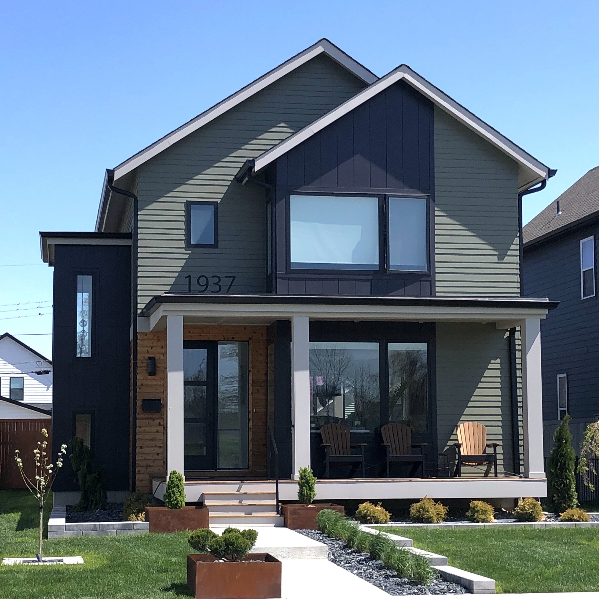 transitional-farmhouse-Monon16-Indianapolis.jpg