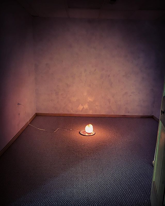 I often get amused by what I see when out showing houses, especially the vacant/fixer ones.... this house was totally dark and completely sketchy, until we opened a door with a glow behind it, only to find the Salt Lamp Harbinger Of Doom flickering a