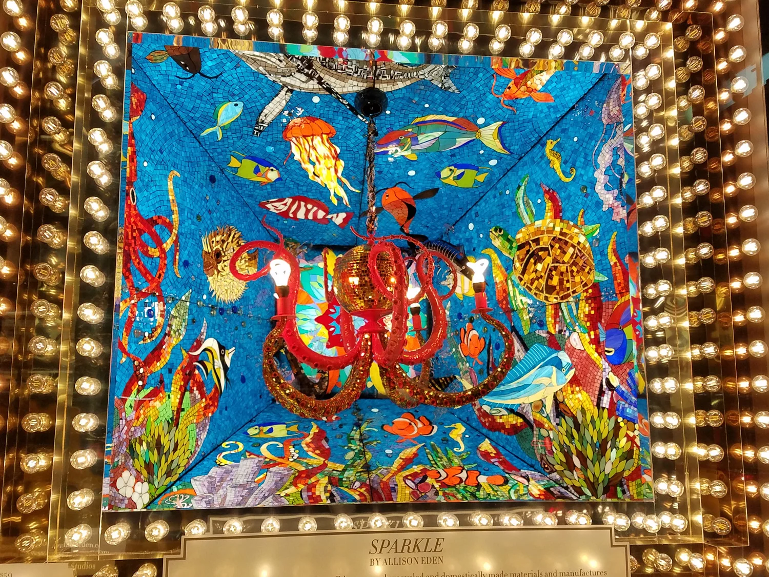 Sparkle, one of the Light (Chandeliers) windows at Bloomingdale's, Christmas in New York, Video No. 3