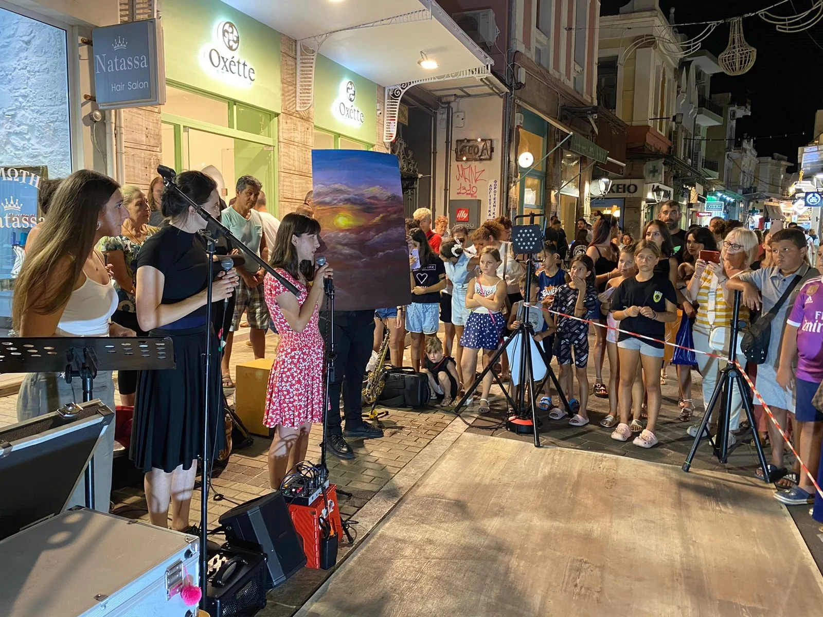 Zeynep sharing in public.jpg