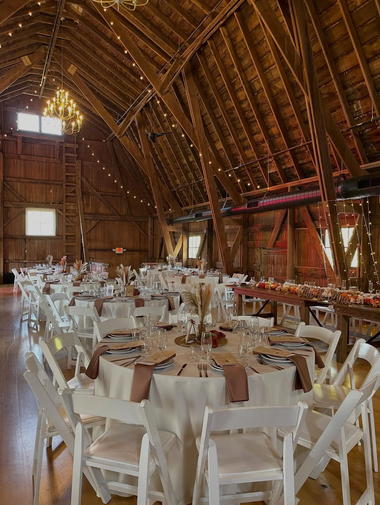 *six* more weeks until season 9 begins! We can&rsquo;t wait! #bluestemfarmandevents #barnwedding #realbarnweddingvenue #lakegenevawedding