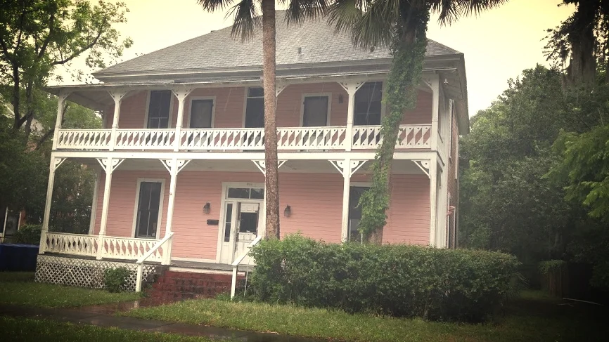 215 N Orlando Ave