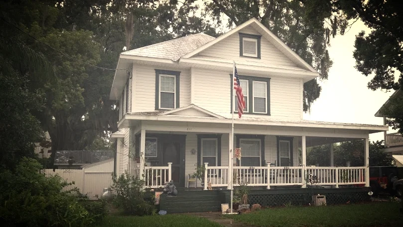 811 Verona St