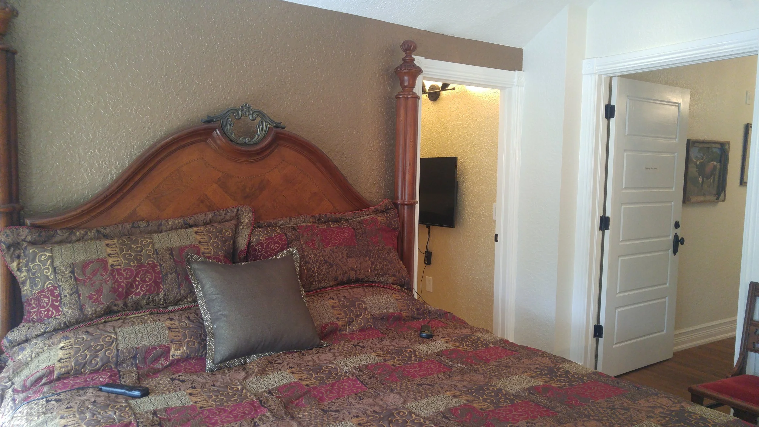 Extra room entrance