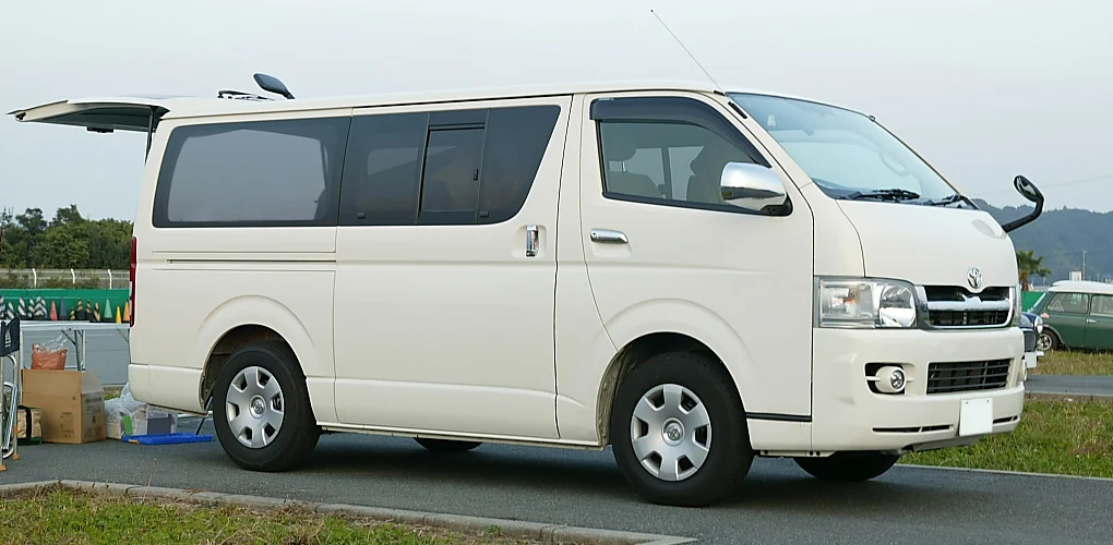  2005 Toyota Hiace 