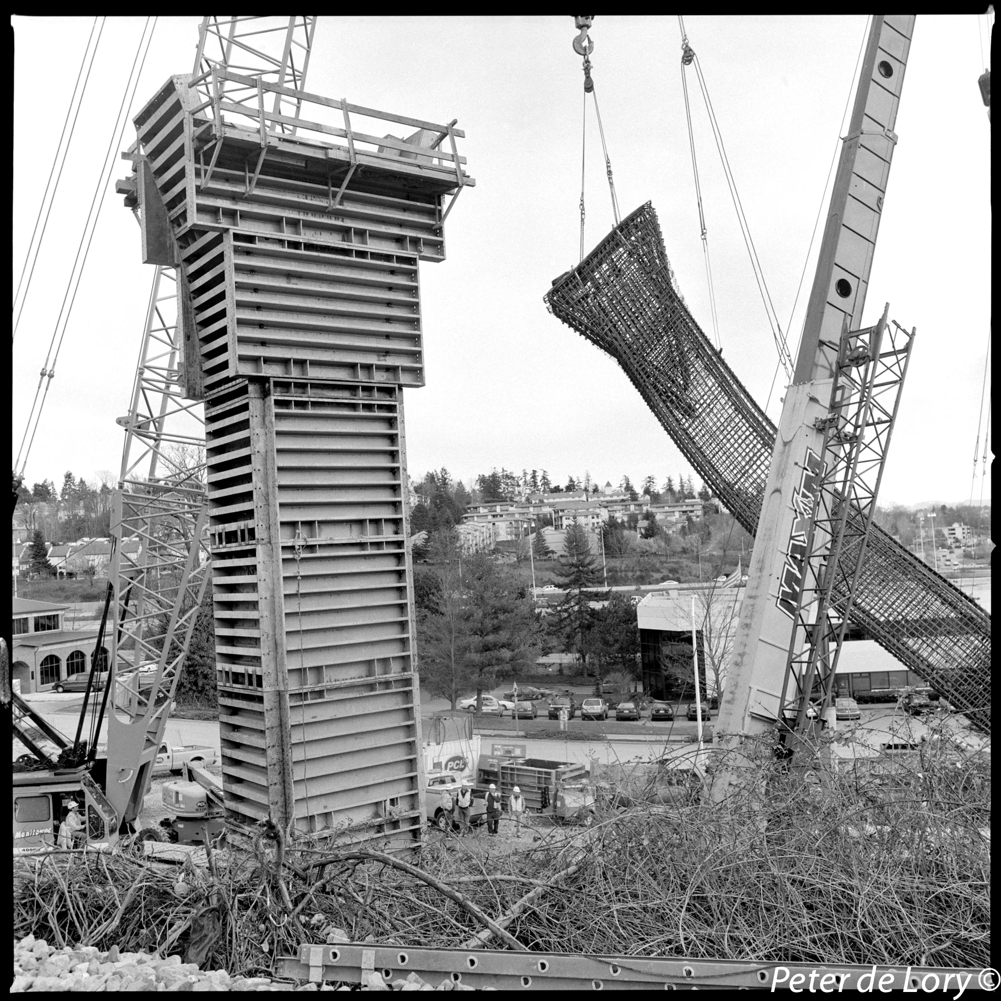 Columns Construction Guideway