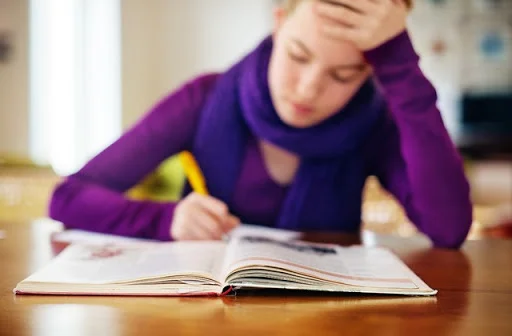 How much time does the average high schooler spend on homework every night?