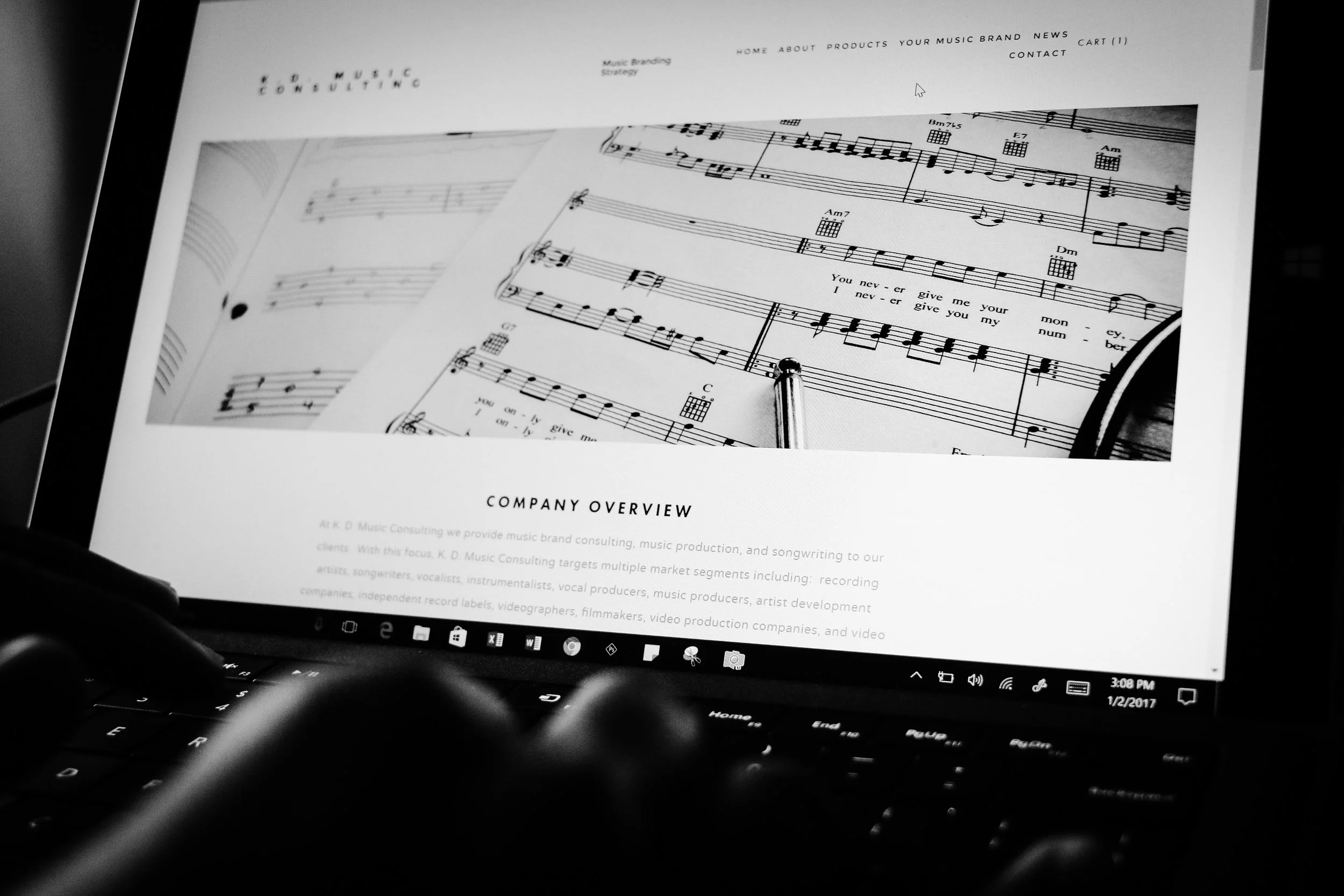 Graphic & Web Design