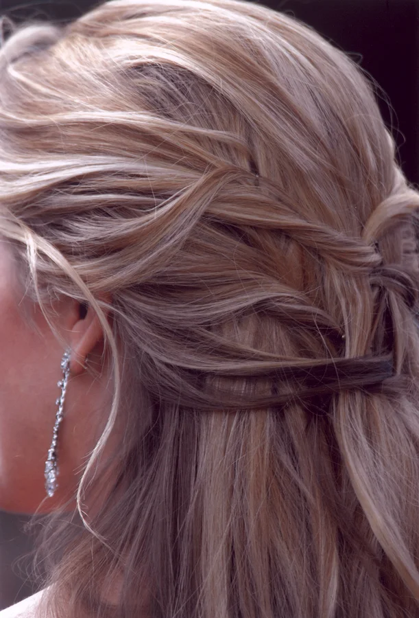 blonde-long.jpg