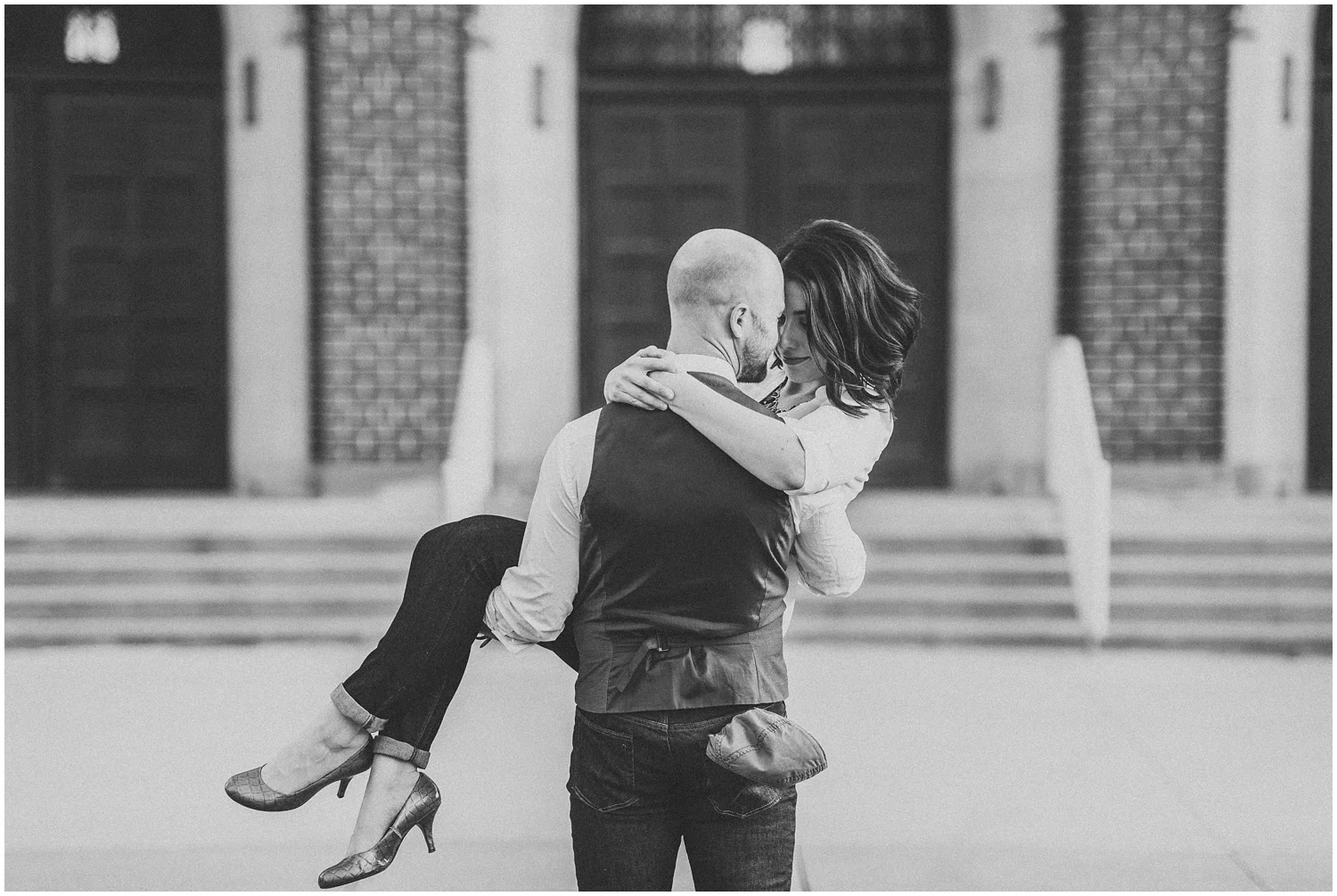 Aimee Thomas _Midwest Ohio Photographer_Engagement Session_0024.jpg