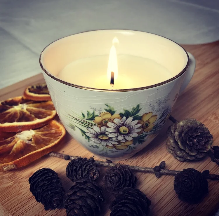 Sketch Book Club (9:30) / Winter Candles Workshop (14:00) 