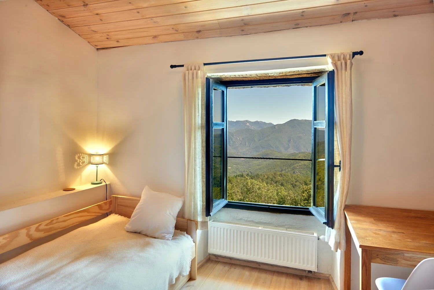 Vilalte+Bedroom+.jpg