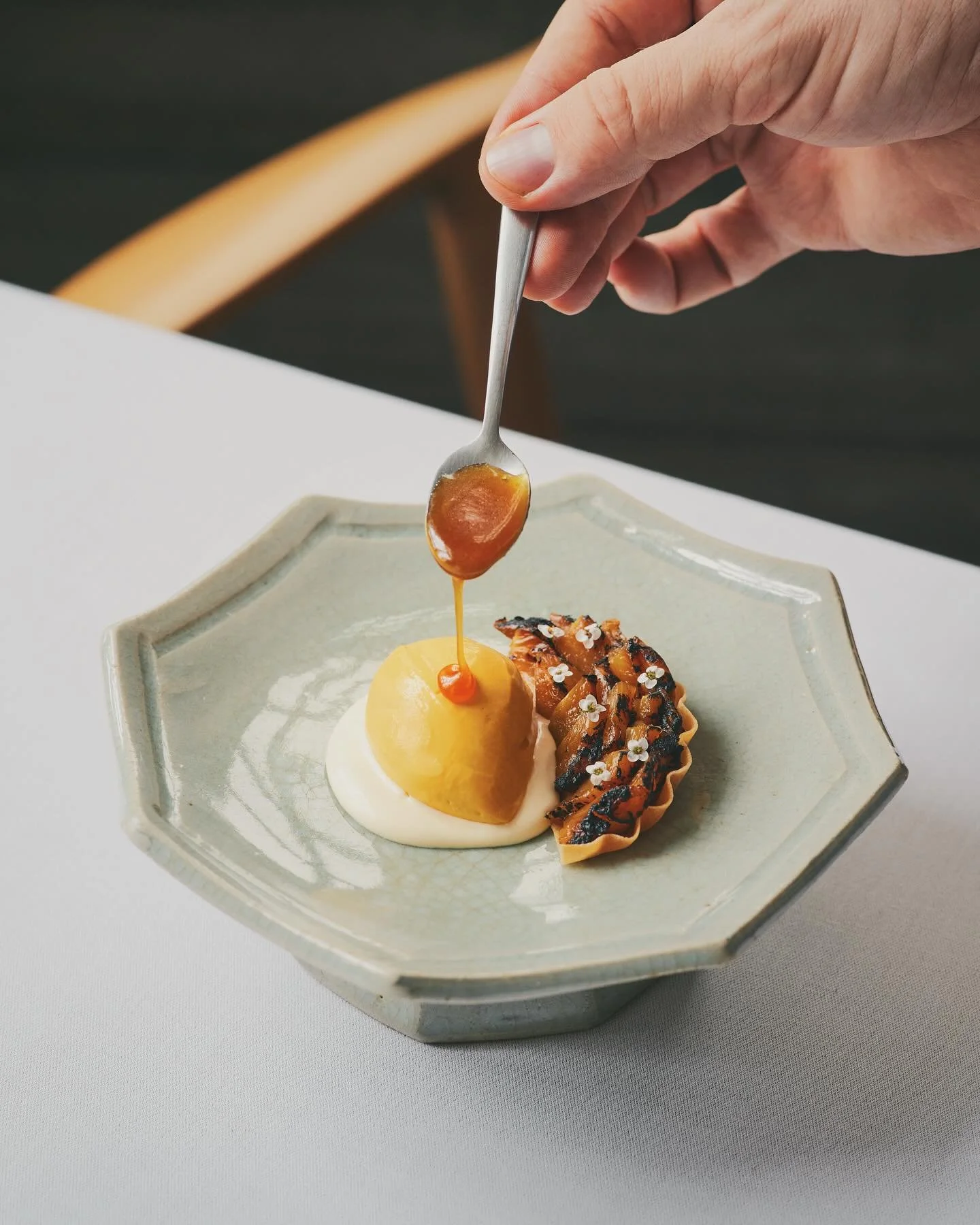 @restaurantzen.sgp welcomes the summer season with a new menu, thoughtfully curated by chef @martinofner_ 
Drawing on the seasons finest produce, guests can enjoy dishes such as new dessert of sweet potato from Okinawa made into ice cream with slow r