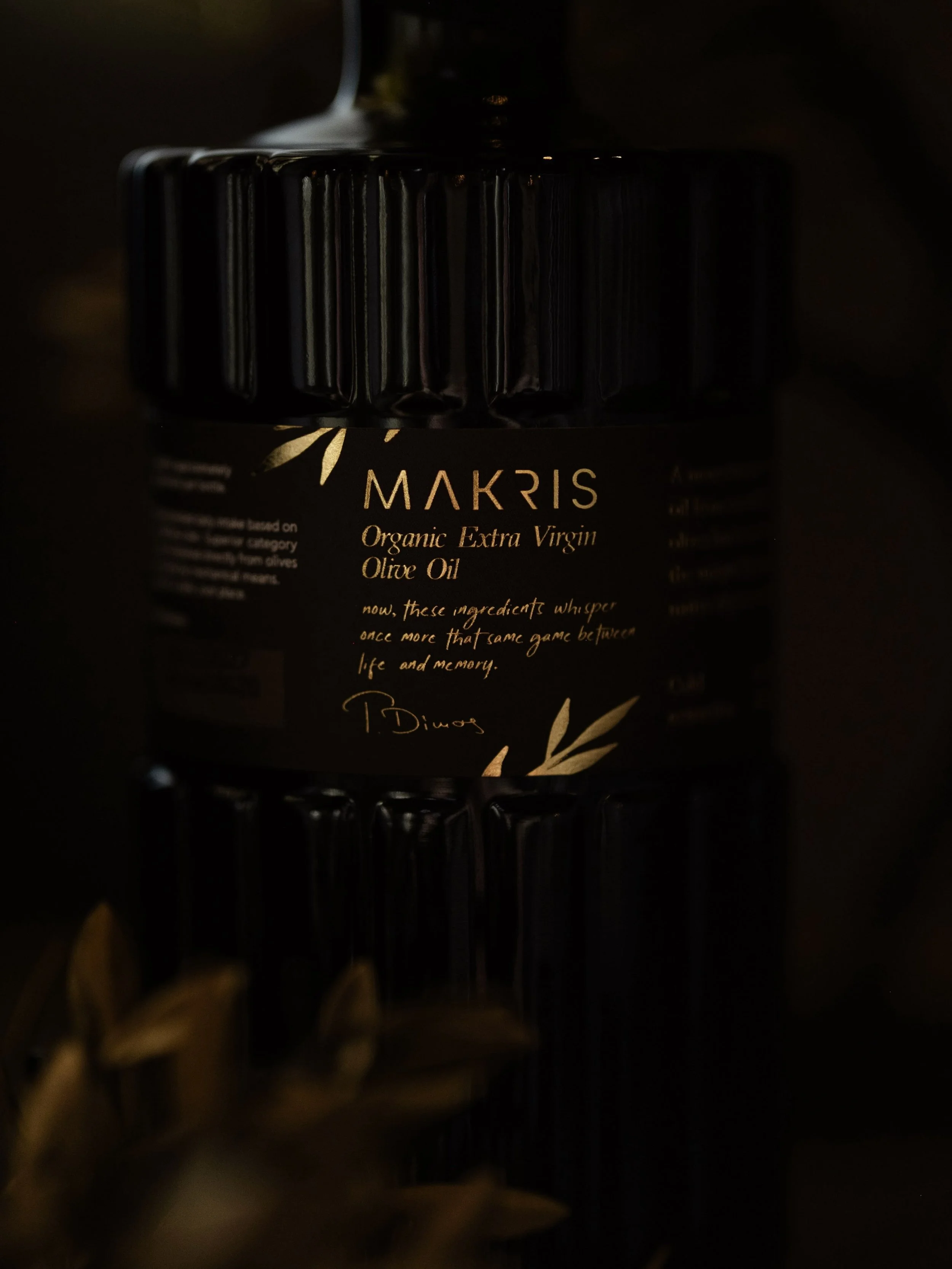 OLIVE OIL by Petros Dimas: A story rooted in place
For Chef Patron @petros_dimas_ , gastronomy begins long before an ingredient reaches the kitchen. It begins with the land, the people who care for it, and the stories carried through generations.

Cr