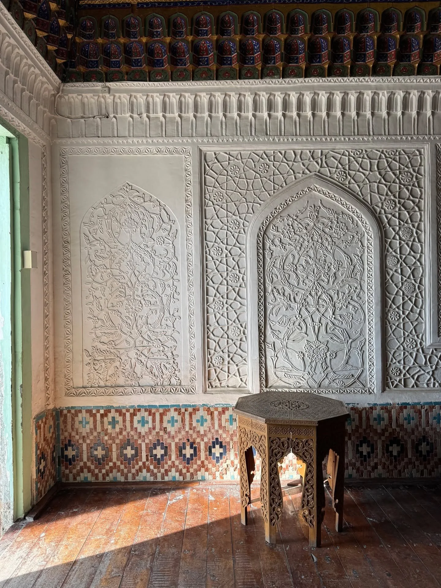 Last month, I explored Uzbekistan with a fabulous group of new friends! Overwhelmed with photos to post, I thought I'd start at the beginning&hellip;On our first full day we visited the 19th-century Palace of Khud&aacute;y&aacute;r Kh&aacute;n and th