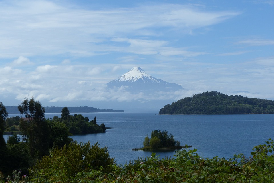 Chile lake 2.jpg